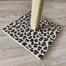 Load image into Gallery viewer, MuriCATS Scratching Post Leopard Natural Brown
